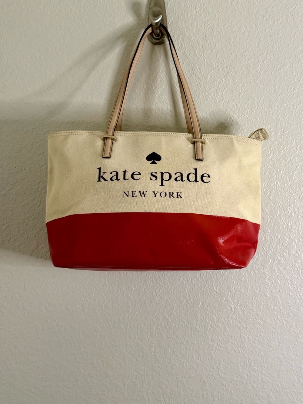 Kate Spade New York Cream Canvas Red Colorblock Zip Tote